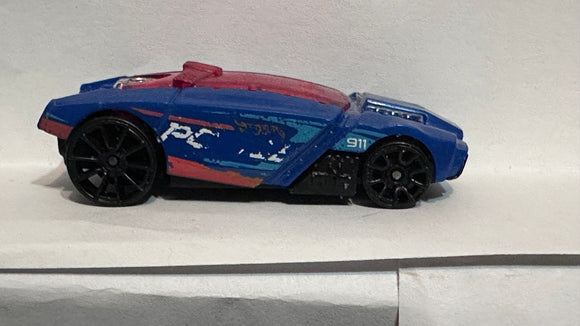 Blue Police Roque Hog ©2014 Hot Wheels Diecast Car