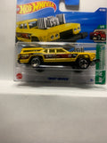 Yellow Cruise Bruiser HW Reverse Rake HYX77 N521 2024 Short Card Hot Wheels Diecast Car