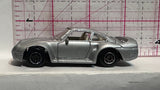 Silver Porsche 959 Maisto Diecast Car