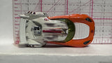 White Orange Luke Skywalker CGW38 2014 Star Wars Hot Wheels Diecast Car