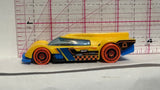 Yellow Gruppo x24 FYB79 ©2018 Hot Wheels Diecast Car