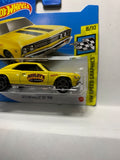 Yellow Ausley's Chevelle 40 Years '67 Chevelle SS 396 HW Speed Graphics GTC34 M521 G1 2018 Short Card Hot Wheels Diecast Car