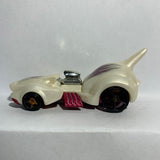 White Purrfect Speed Street Beasts Hot Wheels Diecast Car