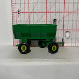 Green John Deere Flare Box Wagon Farm ERTL Diecast Car
