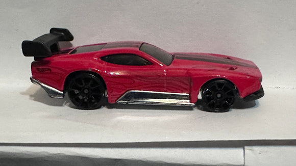 Red Count Muscula HVT31 ©2021 Hot Wheels Diecast Car
