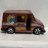 Brown 24 Delivery Service Truck MB998 2015 Matchbox Diecast Car