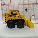 Yellow Road Crew Front End Loader 2005 Hasbro Maisto Diecast Car
