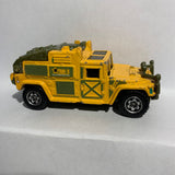 Yellow Hummer H1 Trakor Adventure Team MB506 Matchbox Diecast Car