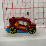 Red Kick Kart HW Ride Ons FJV83 Hot Wheels Diecast Car