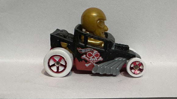Black Skull Shaker FJV73 ©2017 Hot Wheels Diecast Car