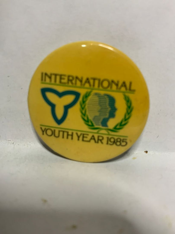 International Youth Year 1985 Logo  Button Pinback