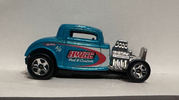Blue HWCC Rod & Custom '32 Ford ©1997 Hot Wheels Diecast Car