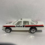 White Police #8030 Car Missing Wheel Unbranded Diecast Car