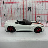 White '14 Corvette Stingray Hot Wheels Diecast Car