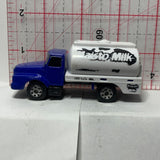 Blue White Maisto Milk Utility Van Maisto Farm Diecast Car