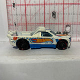 White Fig Rig X1654 Hot Wheels Diecast Car