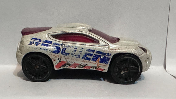 White Rescue Toyota RSC 2001 Hot Wheels Diecast Car