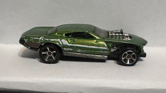 Green Project Speeder BDD16 2013 Hot Wheels Diecast Car