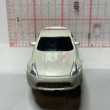 White   2009 Nissan 370Z Painted Maisto Car Diecast Car