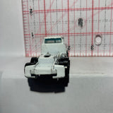 White Cabouer Semi-Truck Yatming Diecast Car