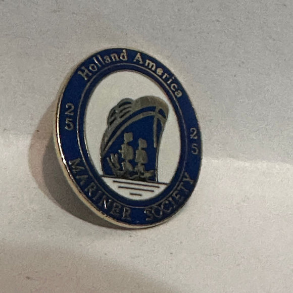 Holland America 25 Mariner Society  Lapel Pin