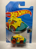 Yellow Piranha Terror  Street Beasts FYD44 D7C3 2017 Long Card Hot Wheels Diecast Car