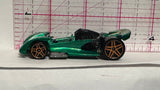Green Open Road-ster ©2001 Hot Wheels Diecast Car