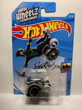 Grey Aaron Wheelz Wheelie Chair HW Ride Ons FYF56 D7C4 2017 Long Card Hot Wheels Diecast Car