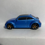 Blue '12 Volkswagen Beetle V5312  Hot Wheels Diecast Car