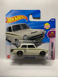 White Lotus Cortina Compact Kings HYW46 N521 G1 2025 Short Card Hot Wheels Diecast Car
