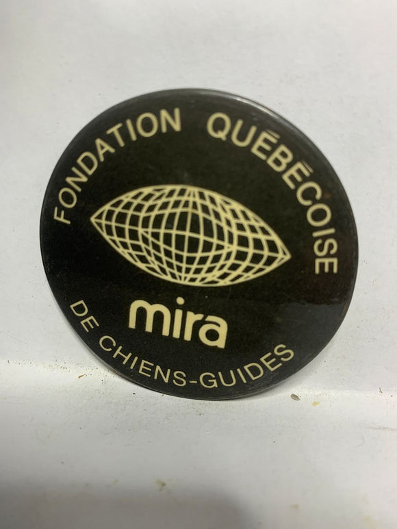 Foundation Quebec aise Mica de chiens Guides logo  Button Pinback