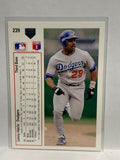 # 239 Lenny Harris  Los Angeles Dodgers 1991 UD Baseball card