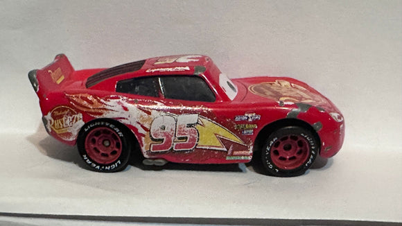 Red Lightning Mcqueen DXV32 Disney Pixar CARS Diecast Car