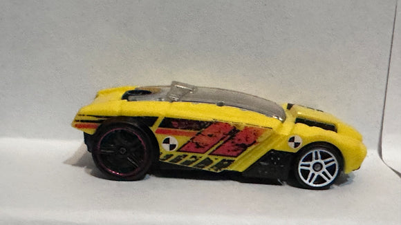Yellow Rogue Hog 2014 Hot Wheels Diecast Car