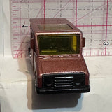 Brown 24 Delivery Service Truck MB998 2015 Matchbox Diecast Car