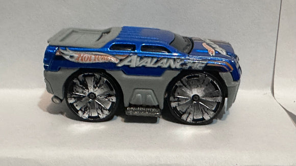 Blue Chevy Avalanche 2003 Hot Wheels Diecast Car