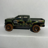 Green Camo '19 Chevrolet Silverado Trail Boss Lt Truck FJV97 Hot Wheels Diecast Car