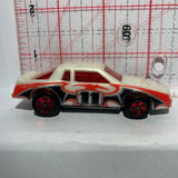 White #11 Chevy Stocker Monte Carlo Aerocoupe Hot Wheels Diecast Car