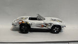 White Flames '65 Corvette ©1999 Hot Wheels Diecast Car