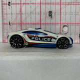 White Highway Patrol Police Speed Trap T9685 Hot Wheels Diecast Car
