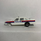 White Police missing wheels Chevrolet Caprice 8030 Suntoys Diecast Car