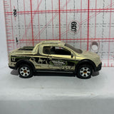 White MBX Tours Volkswagen Saveiro Cross 2011 V0289 Matchbox Diecast Car