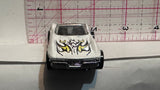 White Flames '65 Corvette ©1999 Hot Wheels Diecast Car