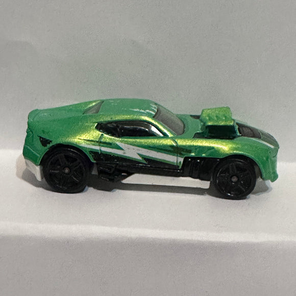 Green Twinduction ©2010 Hot Wheels Diecast Car