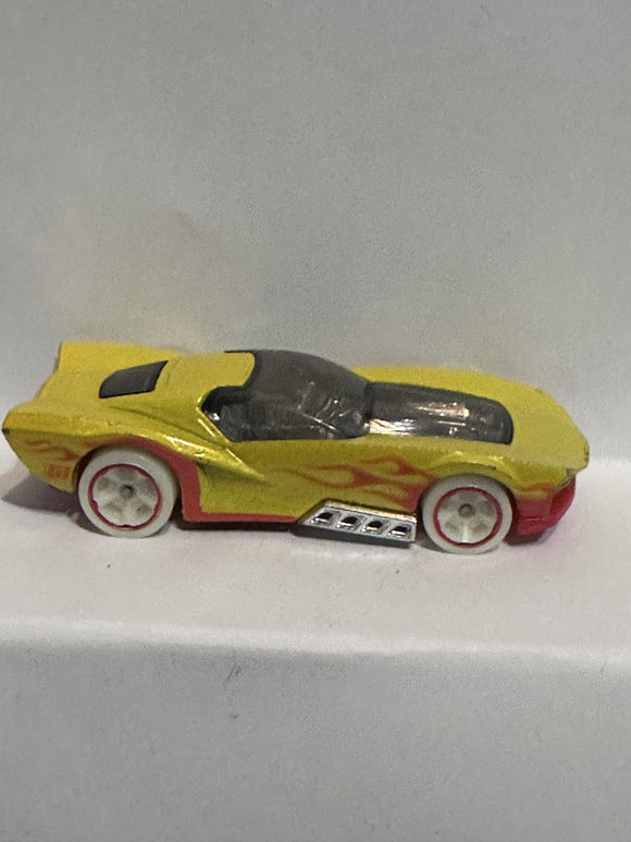 Yellow Hammerhead T9719 ©2011 Hot Wheels Diecast Car