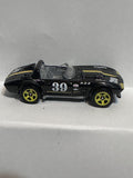 Black #39 Corvette Grand Sport Roadster FYC55 ©2018 Hot Wheels Diecast Car