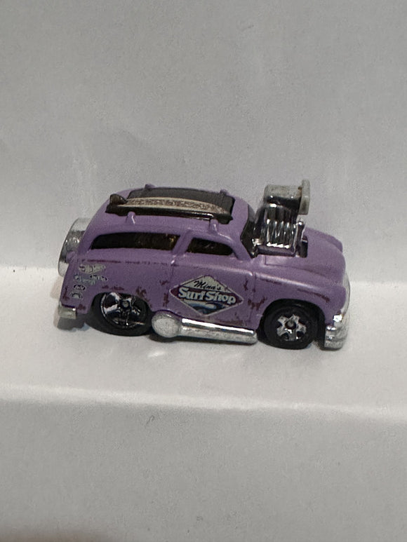Purple Surf Shop Surf N Turf DTX16 ©2016 Hot Wheels Diecast Car