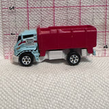 Blue Beach Tilt 'n' Tip ©2015 Matchbox Diecast Car