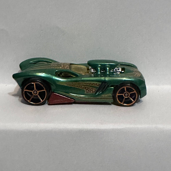 Green 16 Angels BDY13 ©2013 Hot Wheels Diecast Car