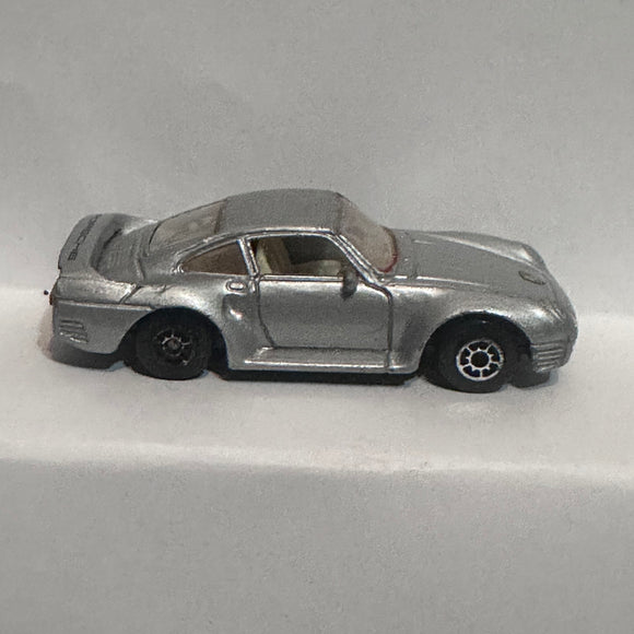 Silver Porsche 959 Maisto Diecast Car
